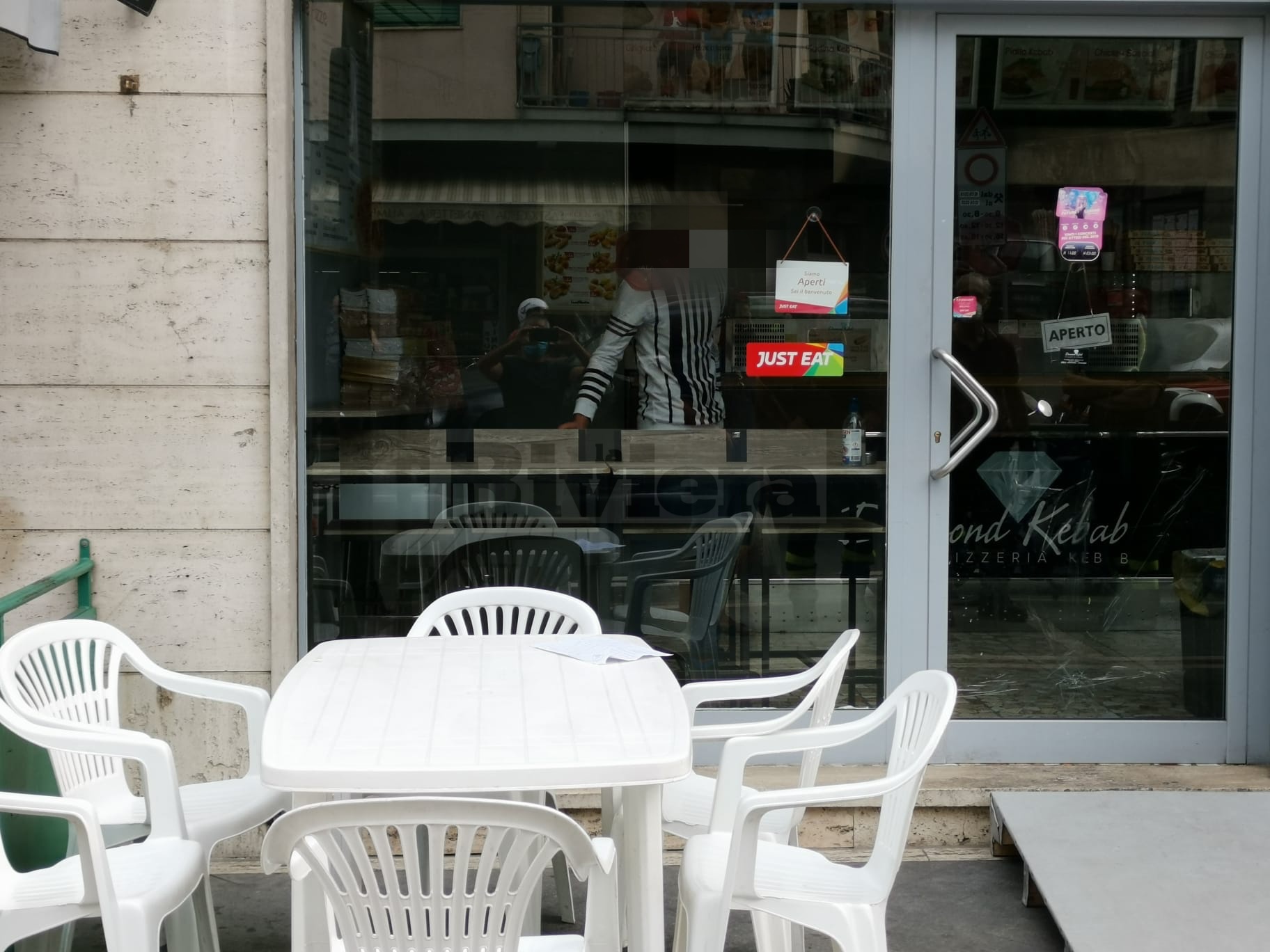 Pizzeria Kebab San Martino bloccato paninoteca Sanremo_05