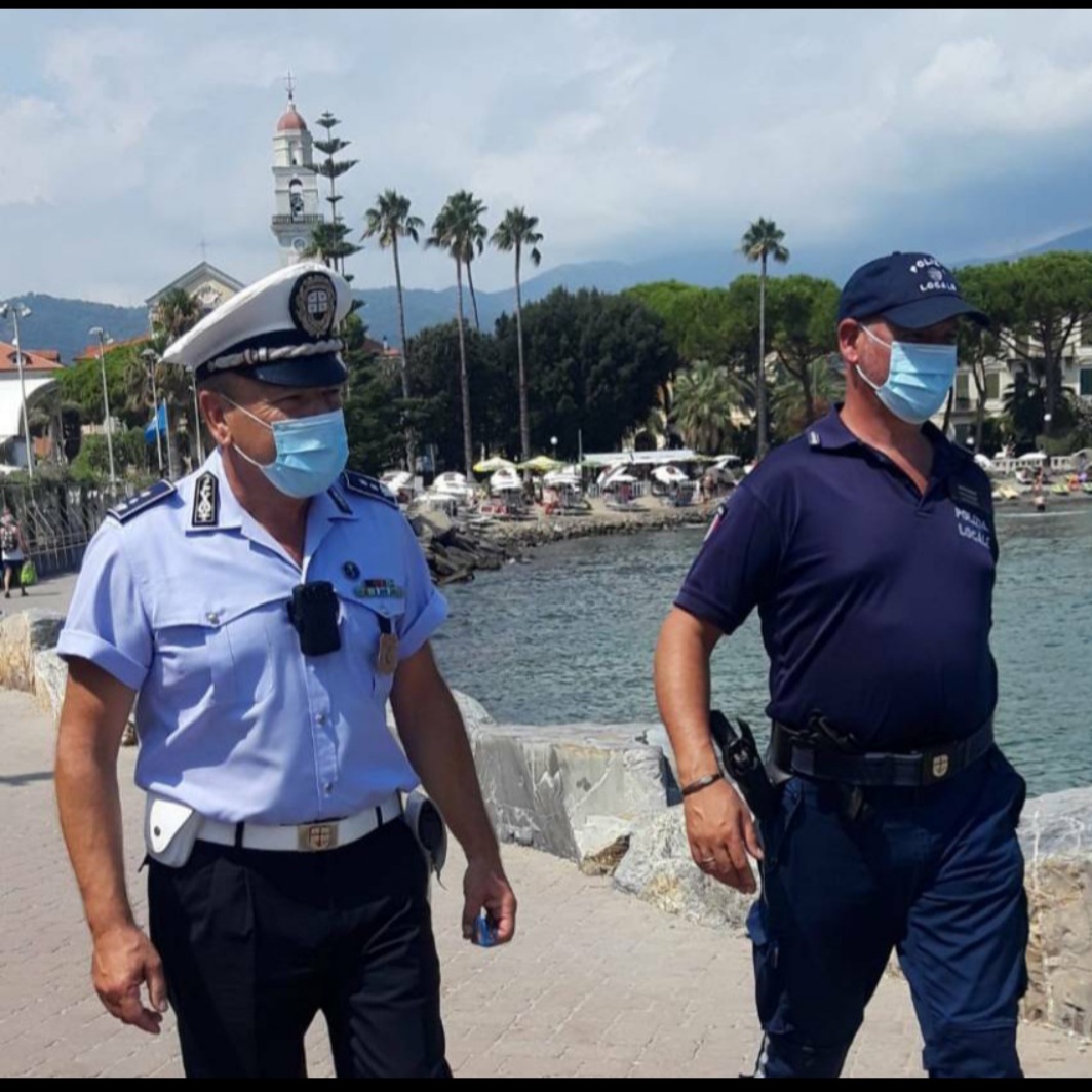 Polizia locale Diano Controlli anti Covid_02