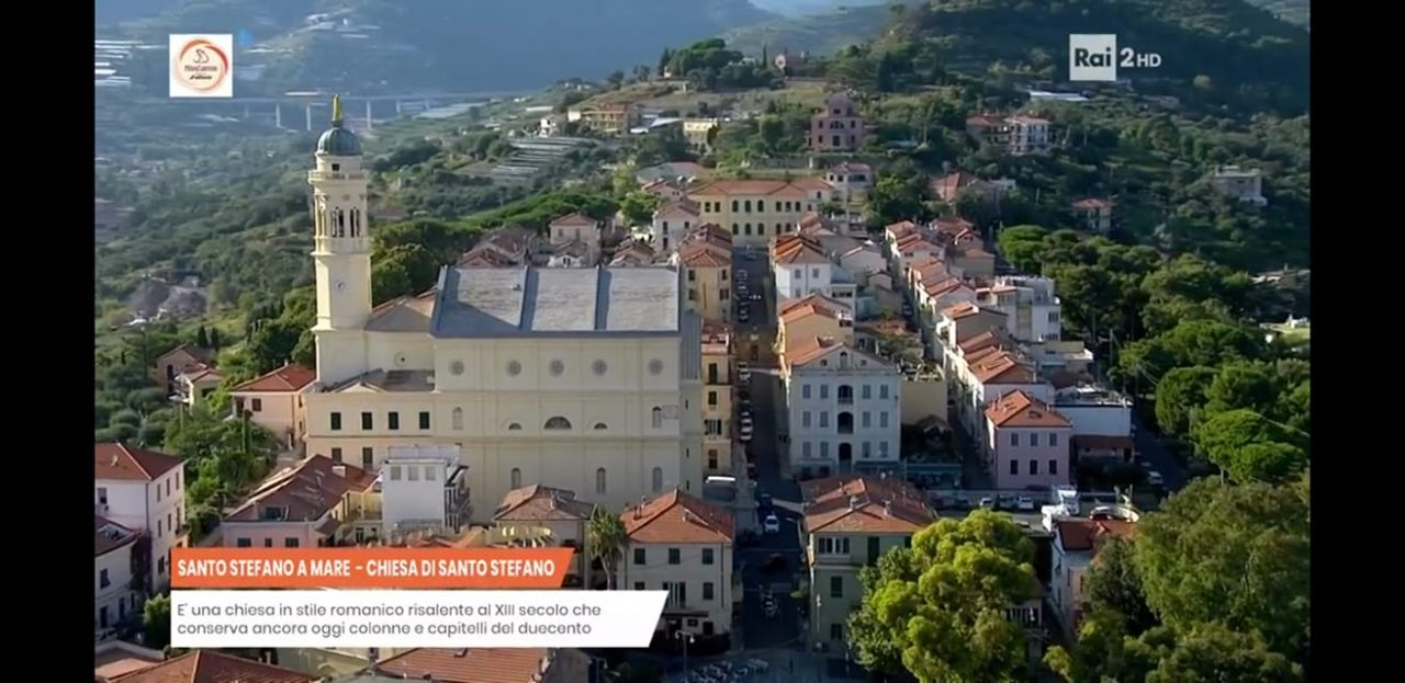“Ecco il borgo di Santo Stefano al Mare…ma è Bussana”. Scivolone alla Classicissima