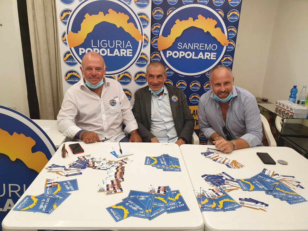 Liguria Popolare inaugura il point in Via Roma e presenta il candidato Tonino Bissolotti