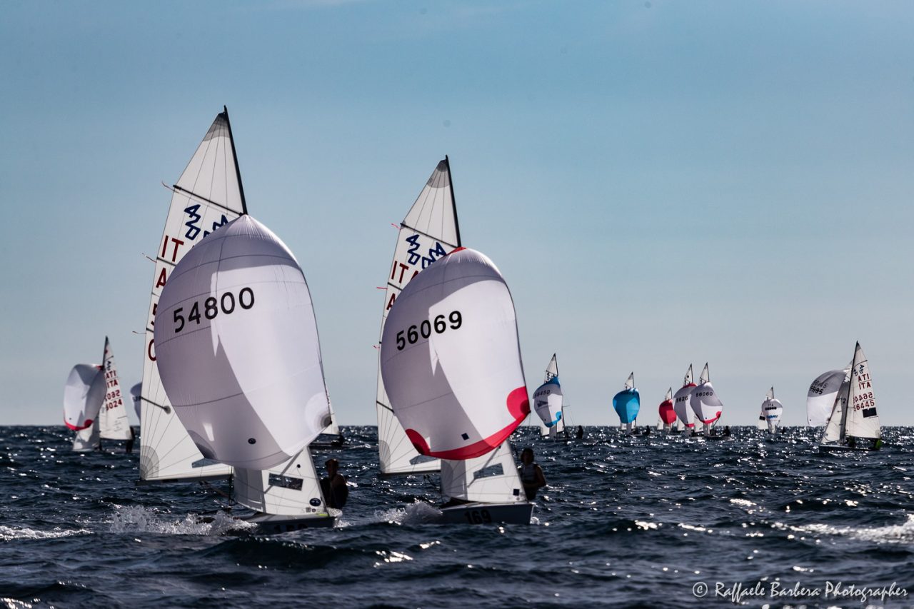 Ottanta barche a Marina degli Aregai per i Campionati Italiani Giovanili