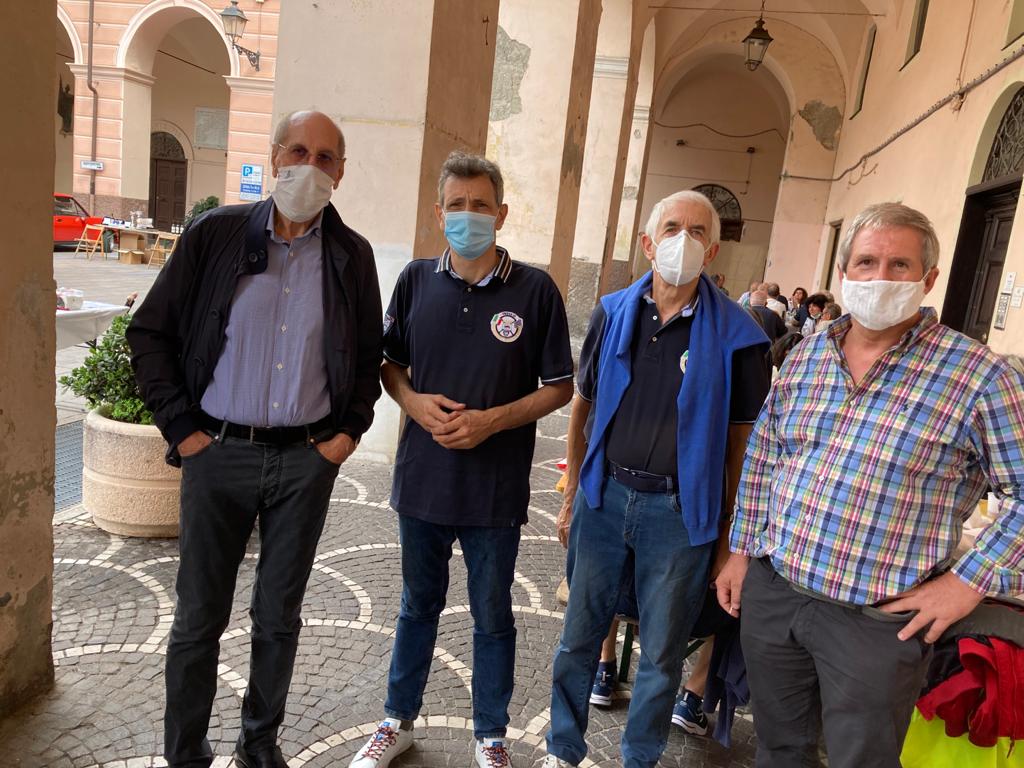 Luigi Sappa al Raid di auto storiche a Pontedassio