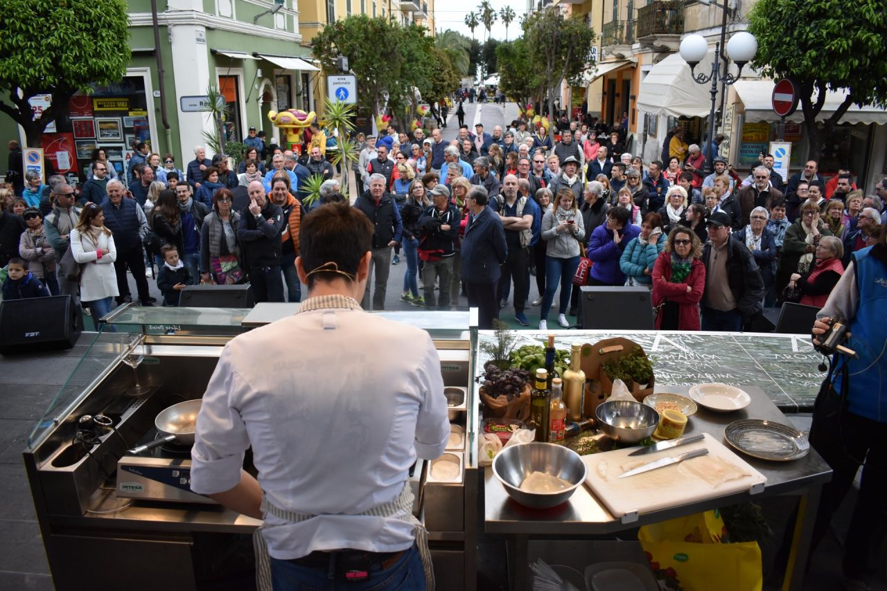 Cucina e arte con i cooking show di Aromatica