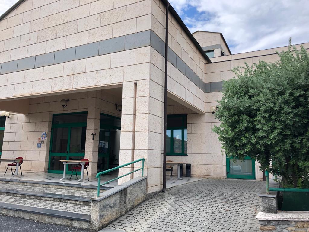 università4