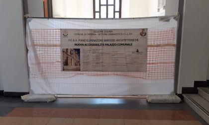 Imperia, iniziati i lavori di abbattimento delle barriere architettoniche nell'atrio del Comune