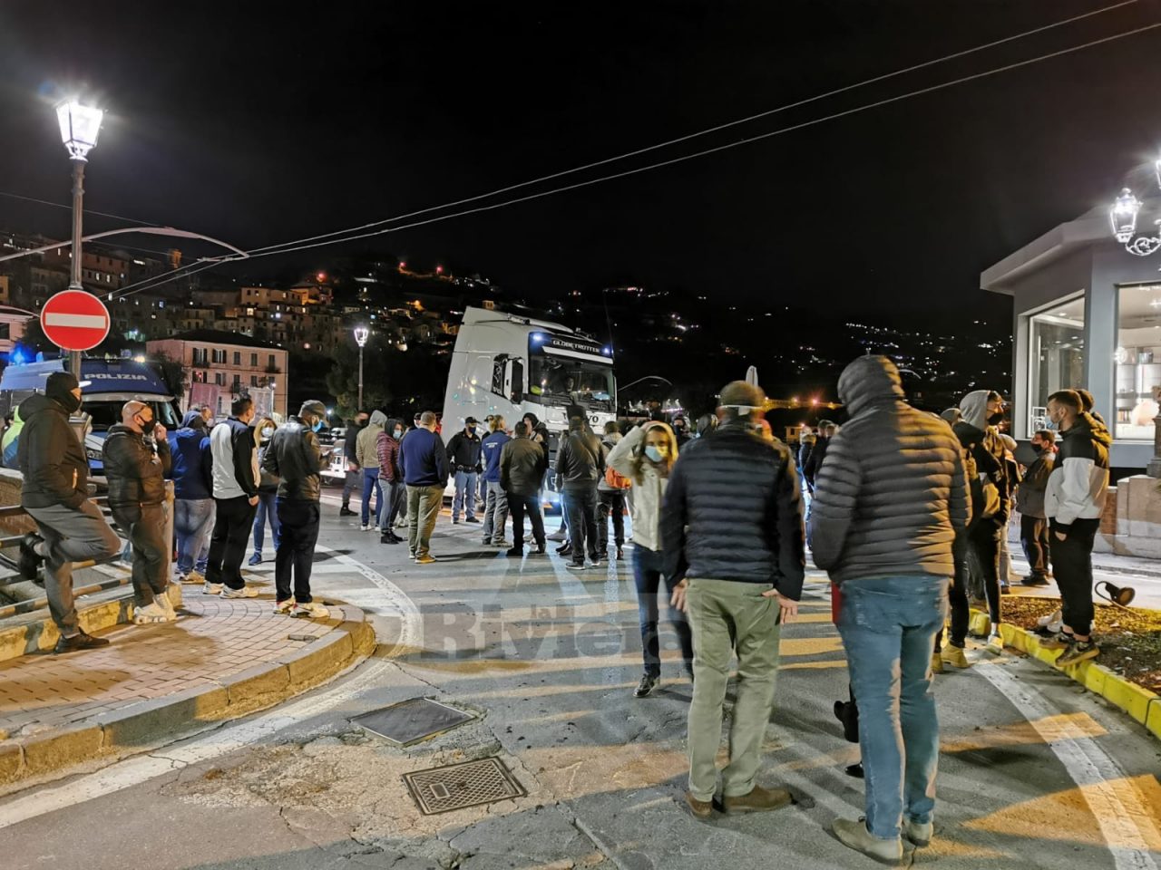 Una trentina di identificati per la manifestazione sul ponte del Roya a Ventimiglia