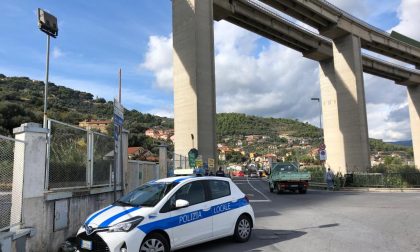 Crollo di detriti dall'A10, Autofiori: "Non calcinacci, ma frammenti durante posa nuovi giunti"