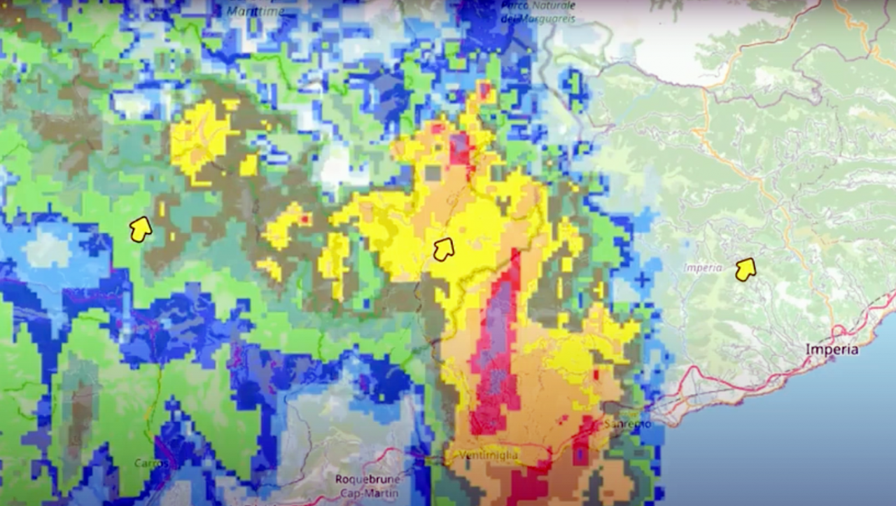 Le incredibili immagini meteoradar della tempesta Alex che ha devastato il Ponente. Video