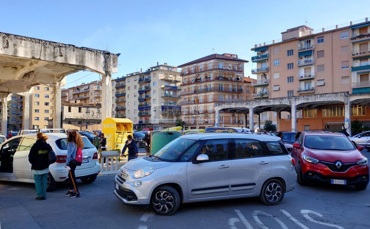 Assembramento per tamponi a Vallecrosia, l’intervento dell’ASL