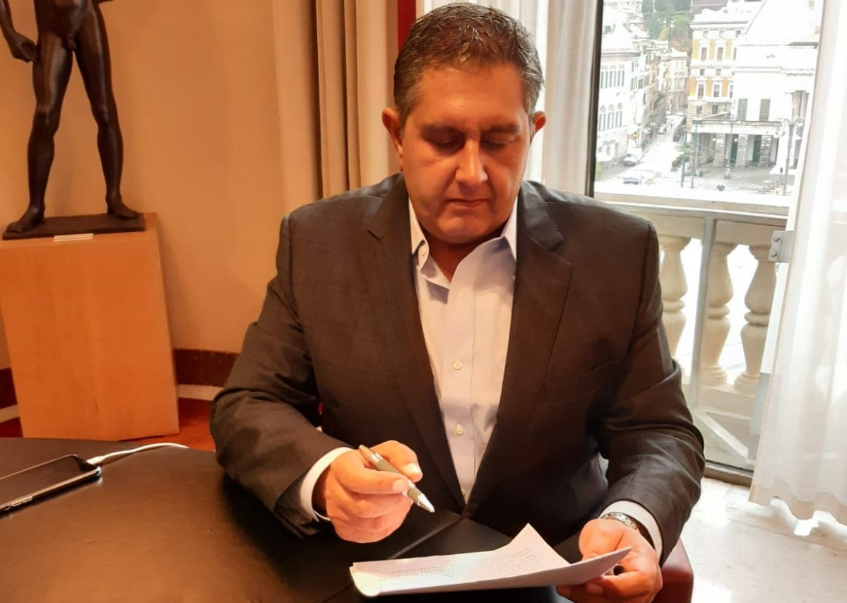 Toti chiede al Governo di rivedere le restrizioni del Dpcm