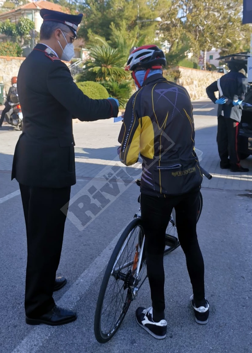 Carabinieri Sanremo Stazione controlli ciclabile ciclisti _03