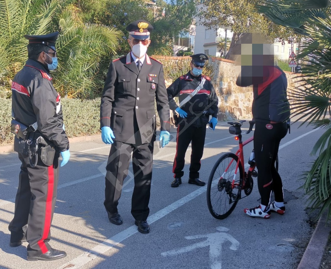 Carabinieri Sanremo Stazione controlli ciclabile ciclisti _06
