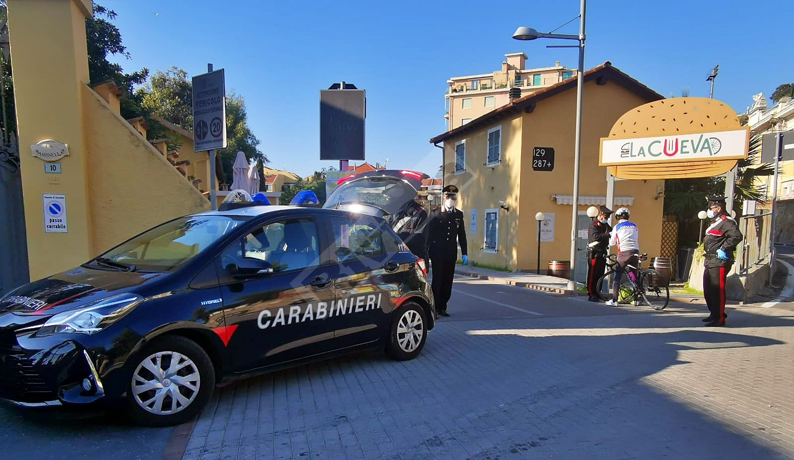Carabinieri Sanremo Stazione controlli ciclabile ciclisti _08