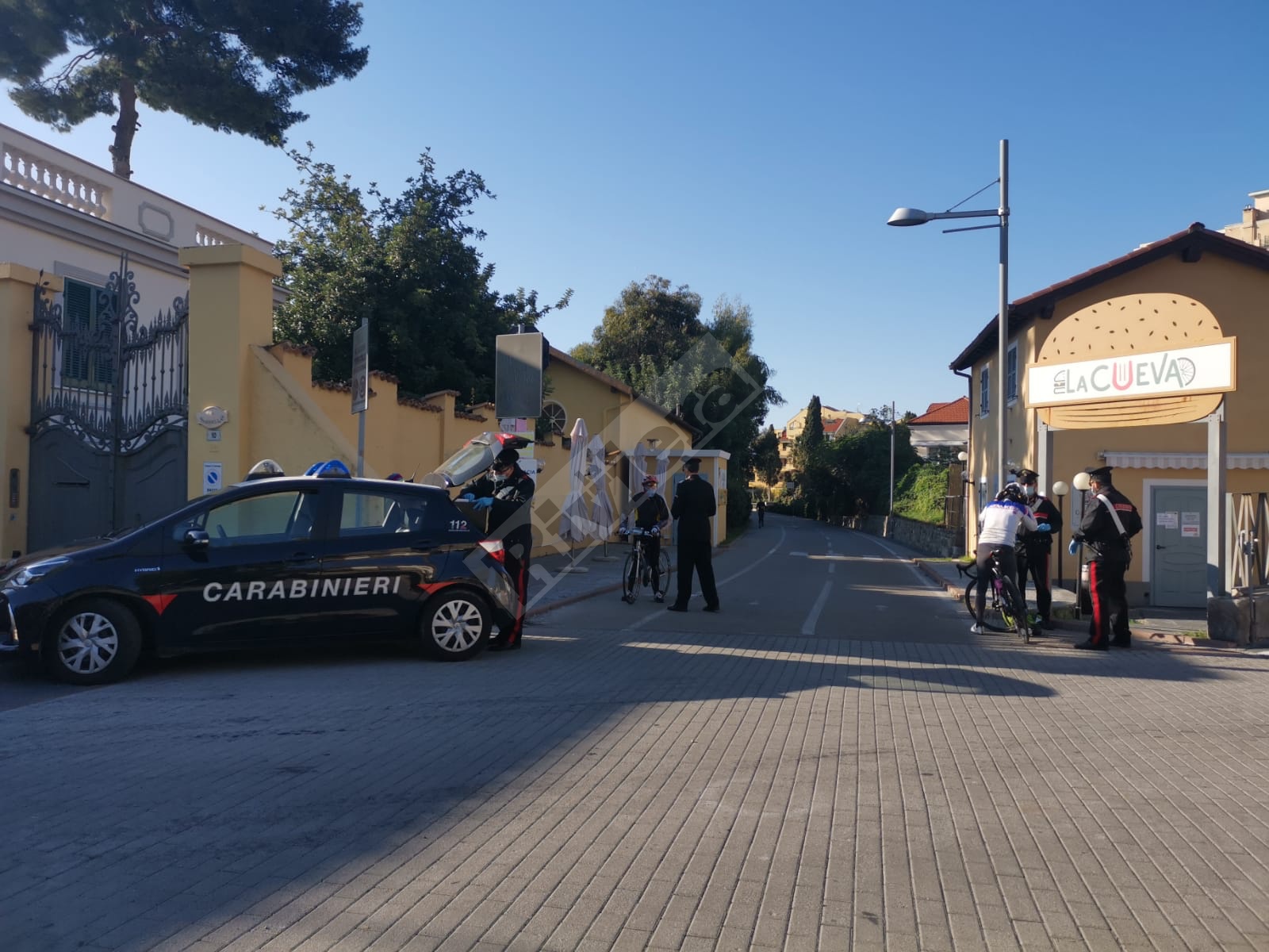 Carabinieri Sanremo Stazione controlli ciclabile ciclisti _14