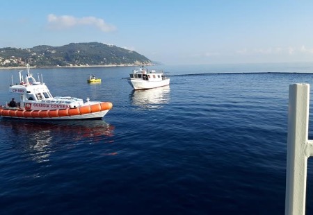 Esercitazione al porto di Oneglia per proteggere l’ambiente marino dall’inquinamento