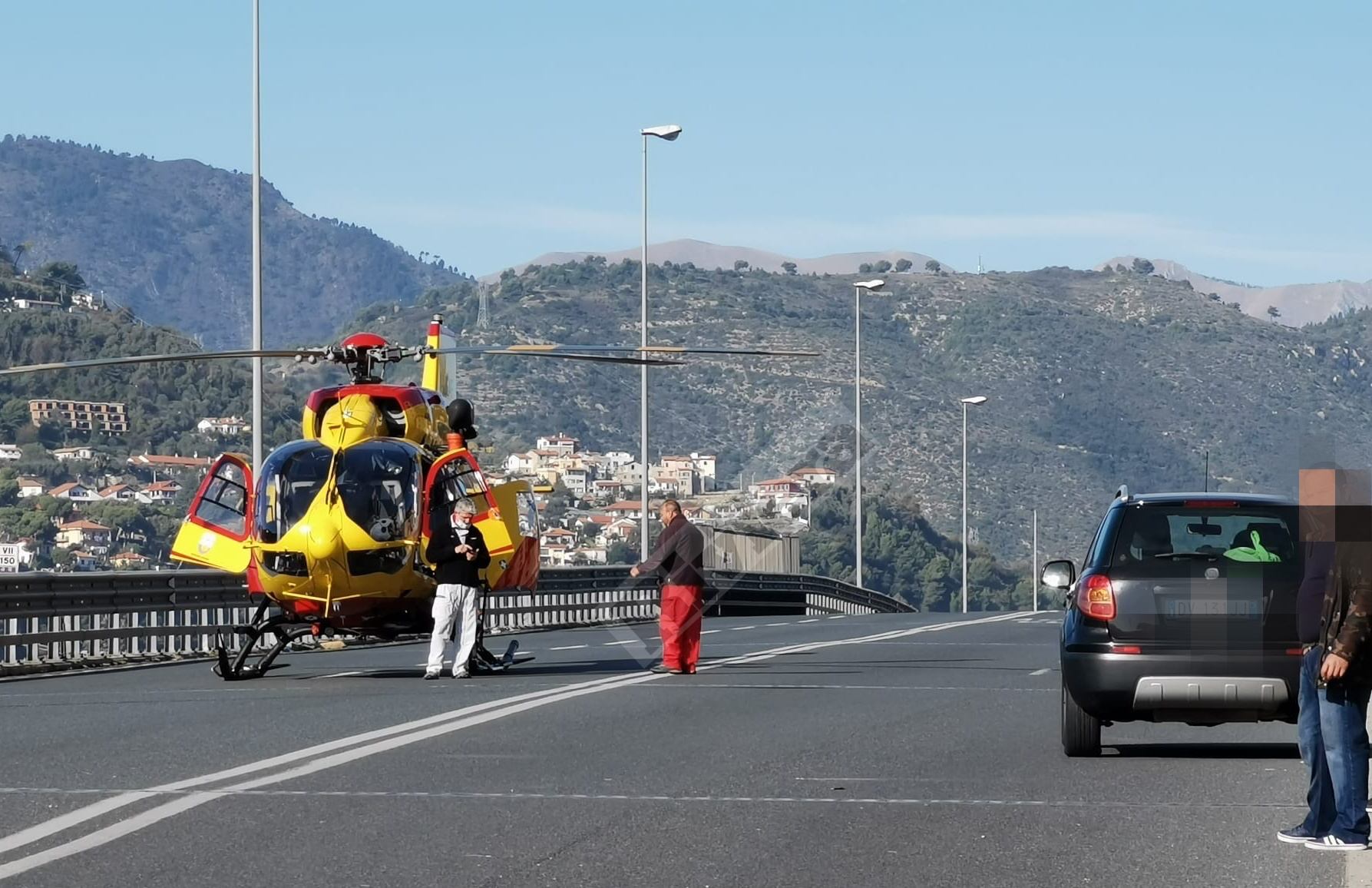 Incidente scooter auto cavalcavia Ventimiglia_02