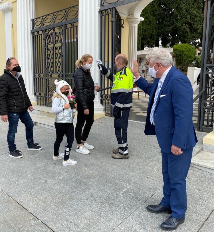 Cimiteri aperti a Ventimiglia, ma si controlla la febbre all’ingresso