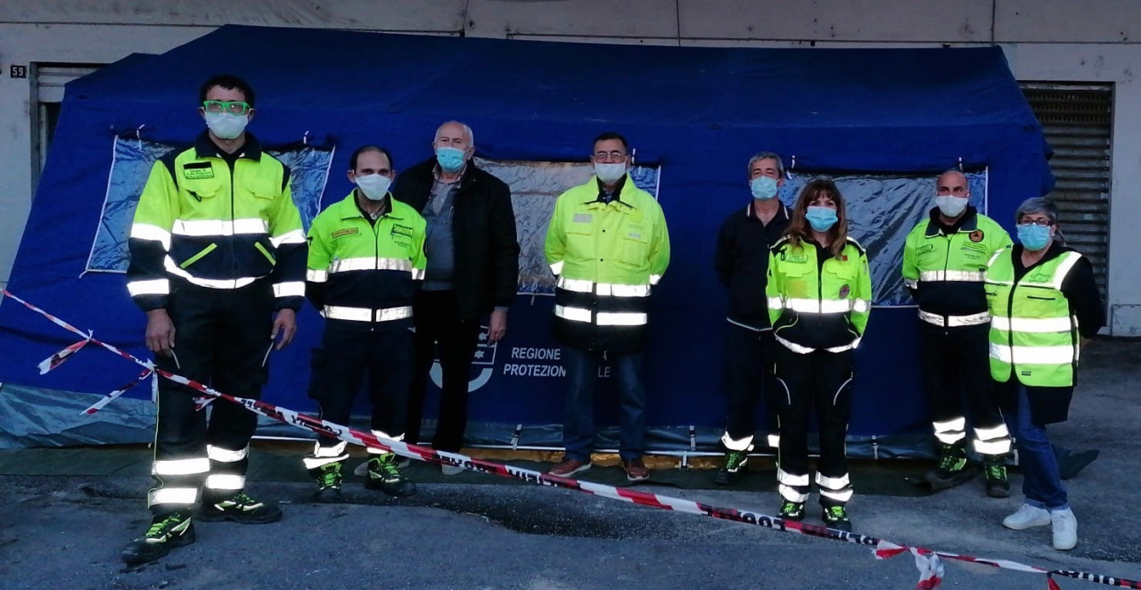 Prelievo tamponi: una tenda della Protezione Civile per il drive-through di Vallecrosia