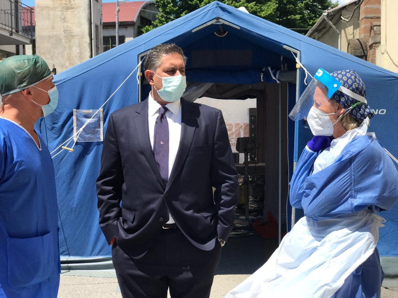 Reparti chiusi per covid Toti: nostri ospedali in sofferenza