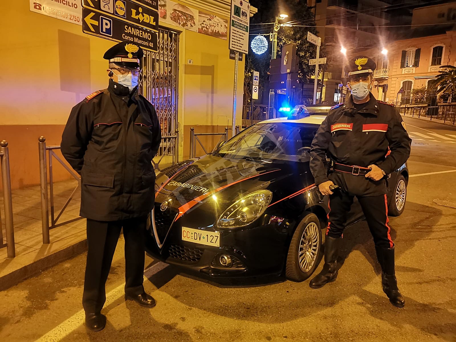 Carabinieri controlli capodanno 2020 Sanremo notturna_02