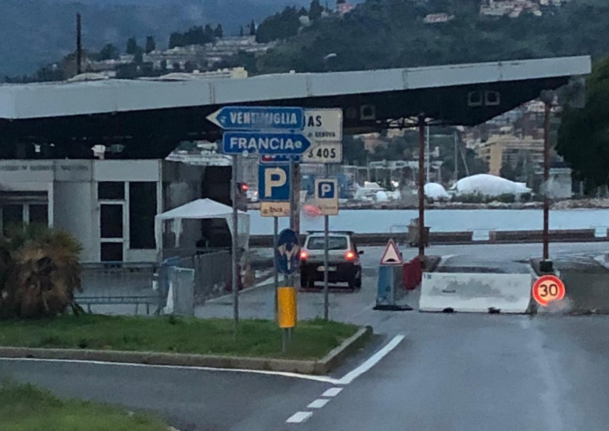 Spariti i controlli dei francesi al valico di Ponte San Ludovico a Ventimiglia