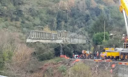 Rimosso il ponte Bailey di Rocchetta Nervina sulla provinciale 68. Foto e video