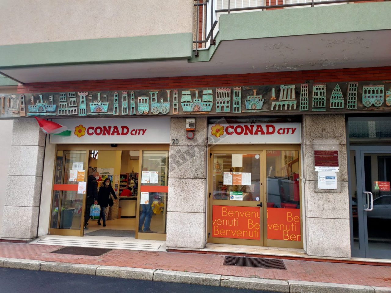Catturato dai carabinieri il presunto autore della rapina a Bordighera: ha 23 anni
