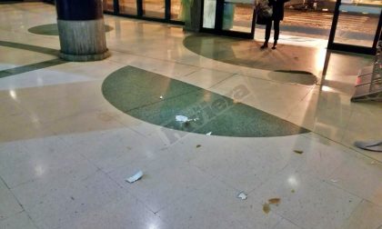 Sanremo: vandalizza stazione e auto in sosta con idrante, preso dalla polizia