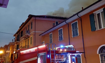 Per l'incendio di Diano: 6 sfollati e Aurelia chiusa