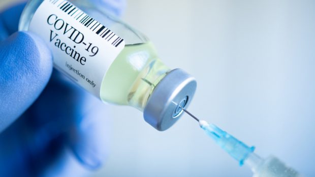 Vax Day oggi le prime vaccinazioni in Liguria e in tutta Italia