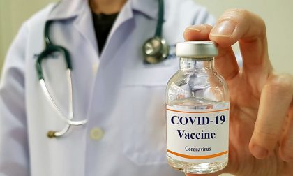 Coppia di tedeschi vive a Vallecrosia, ma Italia e Germania le nega il vaccino