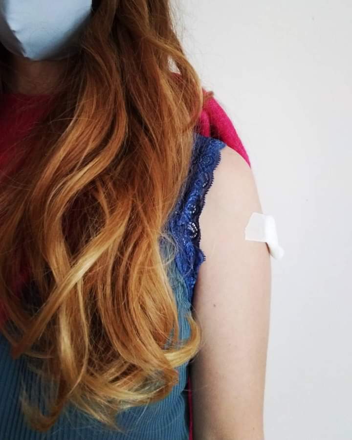 “Questo vaccino contiene tutti gli abbracci che avrei voluto dare”