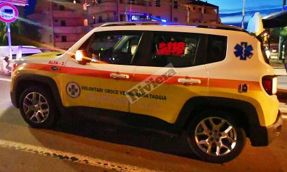 Motociclista 50enne grave dopo schianto a Vallecrosia: in elicottero al Santa Corona