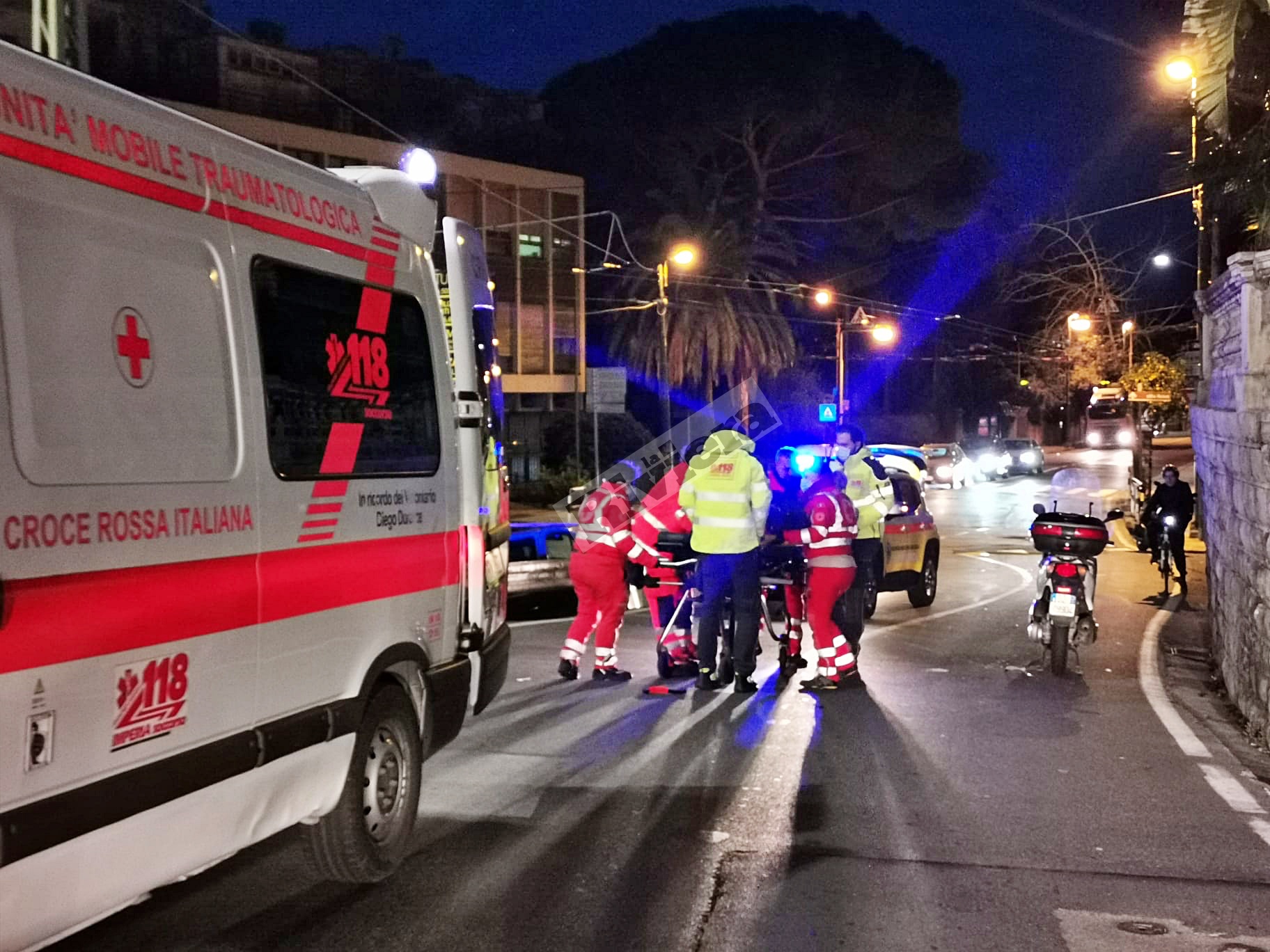 Incidente scooter via Val D'Olivi incrocio corso cavallotti _03