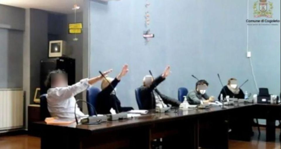 Digos denuncia i consiglieri del saluto romano nel Giorno della Memoria