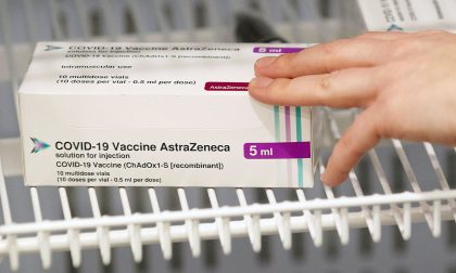 Astrazeneca si riparte oggi con i vaccini