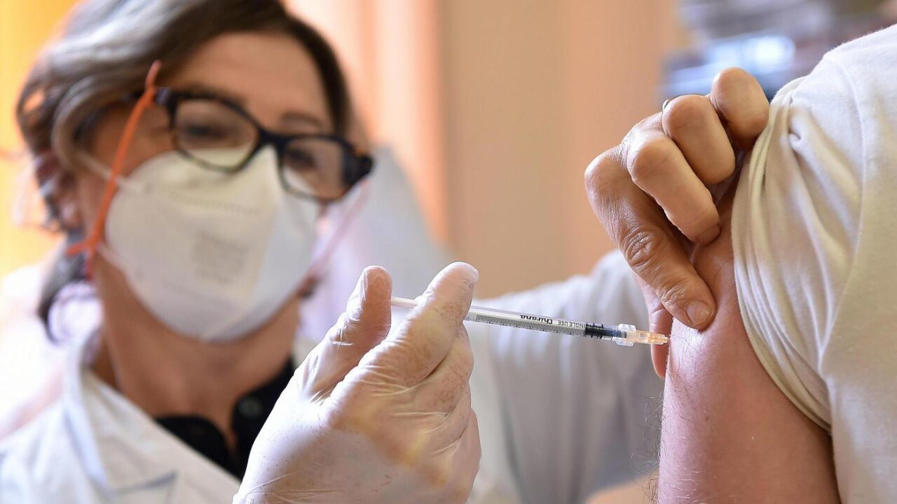 Over 50 non vaccinati la classifica delle regioni: ecco quali hanno percentuali preoccupanti