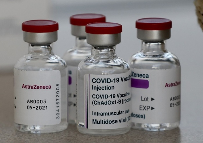 Docente morto, Regione Piemonte sospende vaccino AstraZeneca