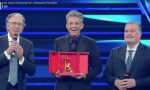 Biancheri e Faraldi consegnano a Fiorello il Premio Città di Sanremo