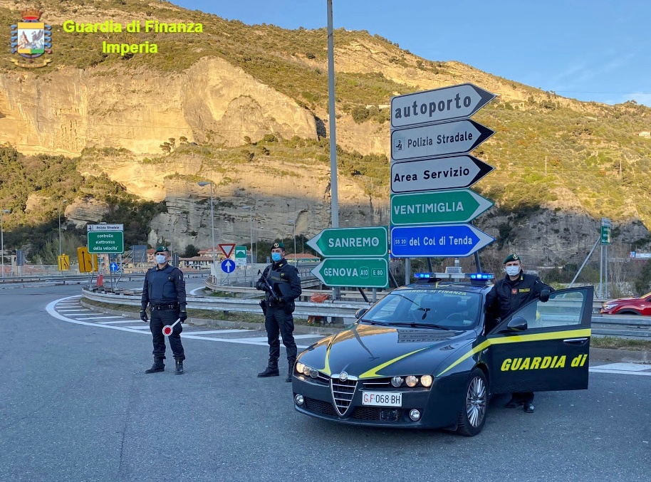 Sequestrati dalla Guardia di Finanza 34 kg di cocaina e 40 di hascisc