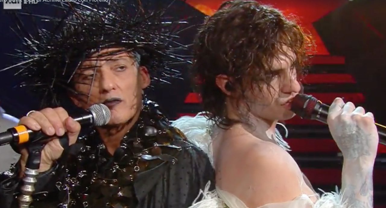 Amadeus difende Fiorello dalle accuse del vescovo Suetta per il duetto con il “blasfemo” Lauro