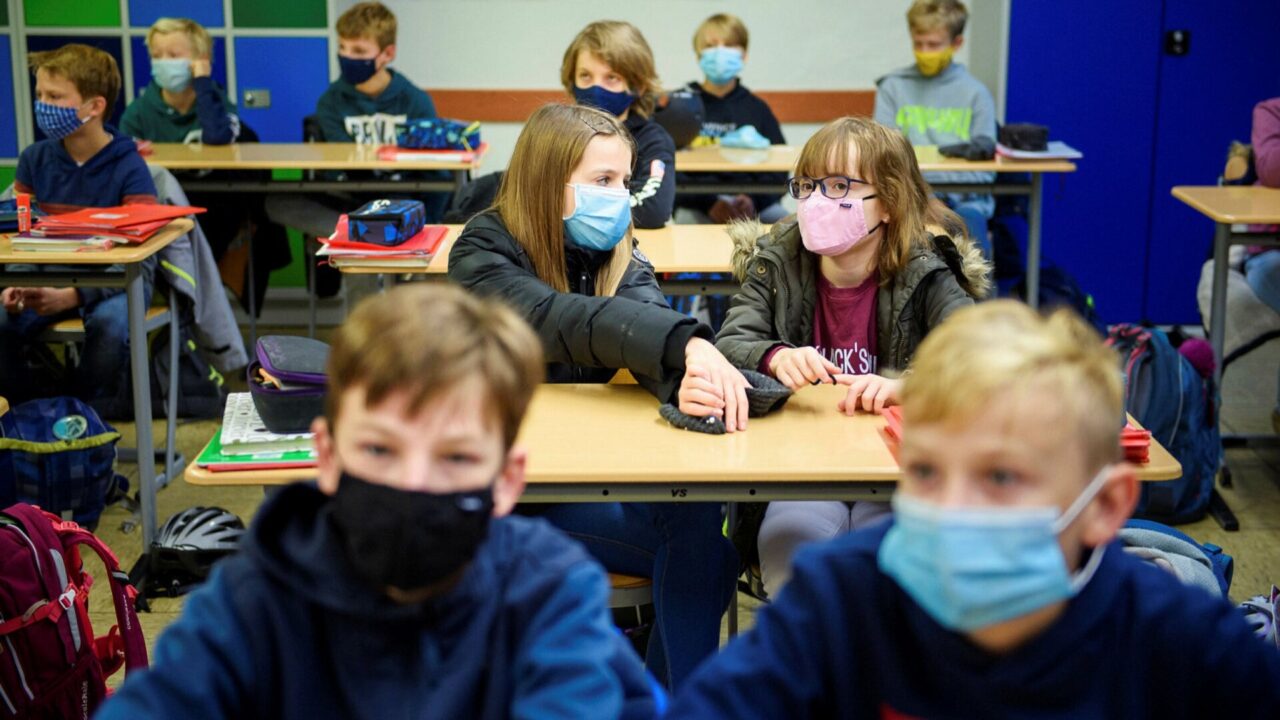 Sono 4 gli studenti positivi nelle scuole imperiesi