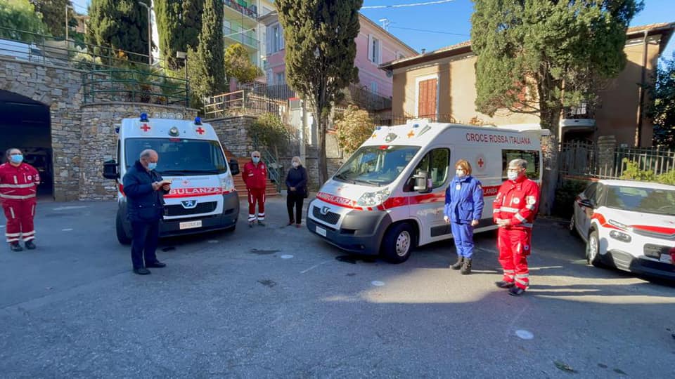 Benedizione due ambulanze Croce Rossa Imperia aprile 2021_02