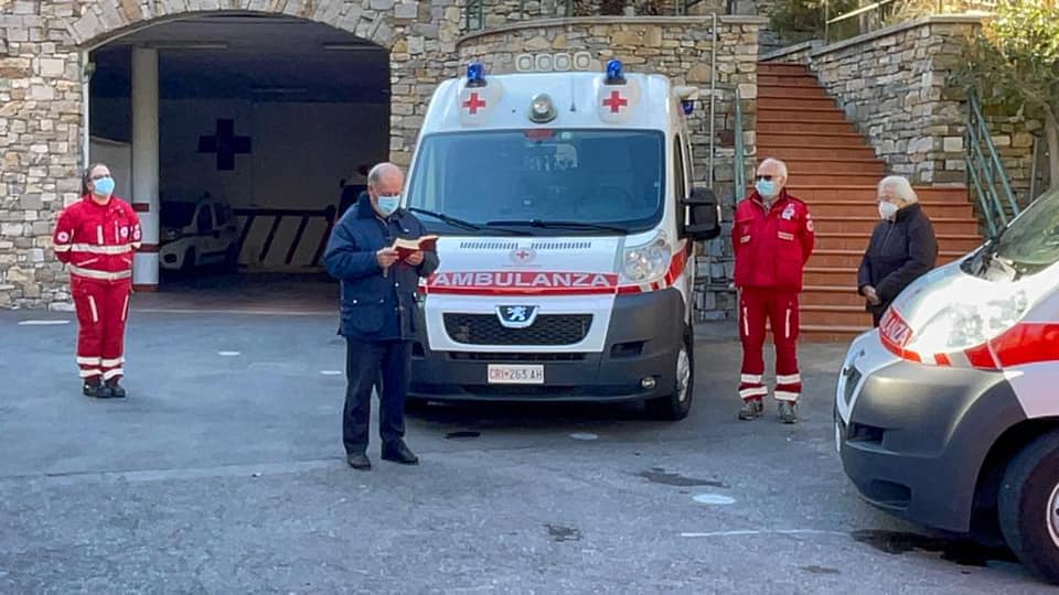 Benedizione due ambulanze Croce Rossa Imperia aprile 2021_04