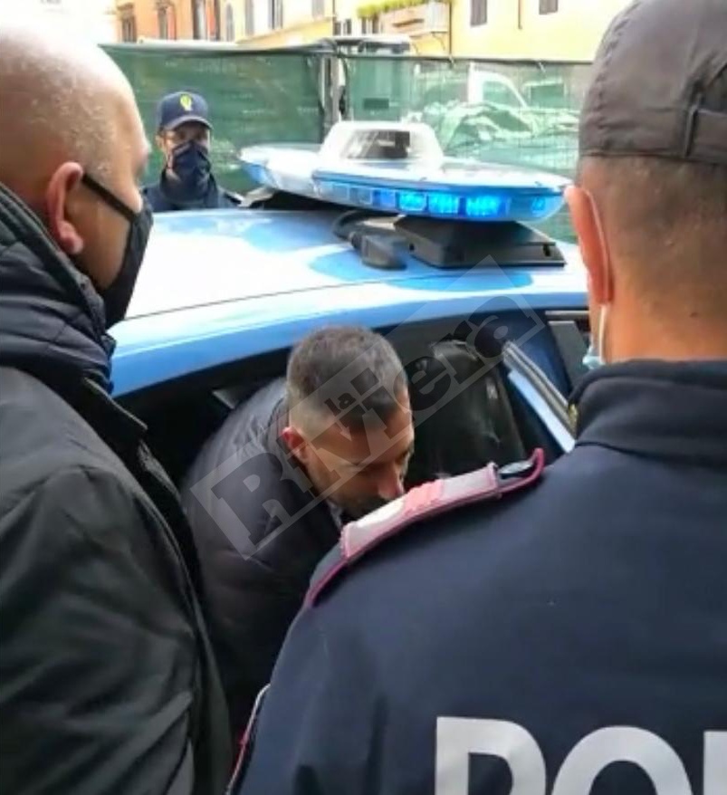 Blitz della polizia a Roma: in caserma 5 manifestanti di Sanremo, tra cui Maurizio Pinto