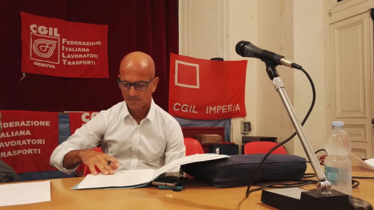 Cambio contratto 30 lavoratori sul piede di guerra