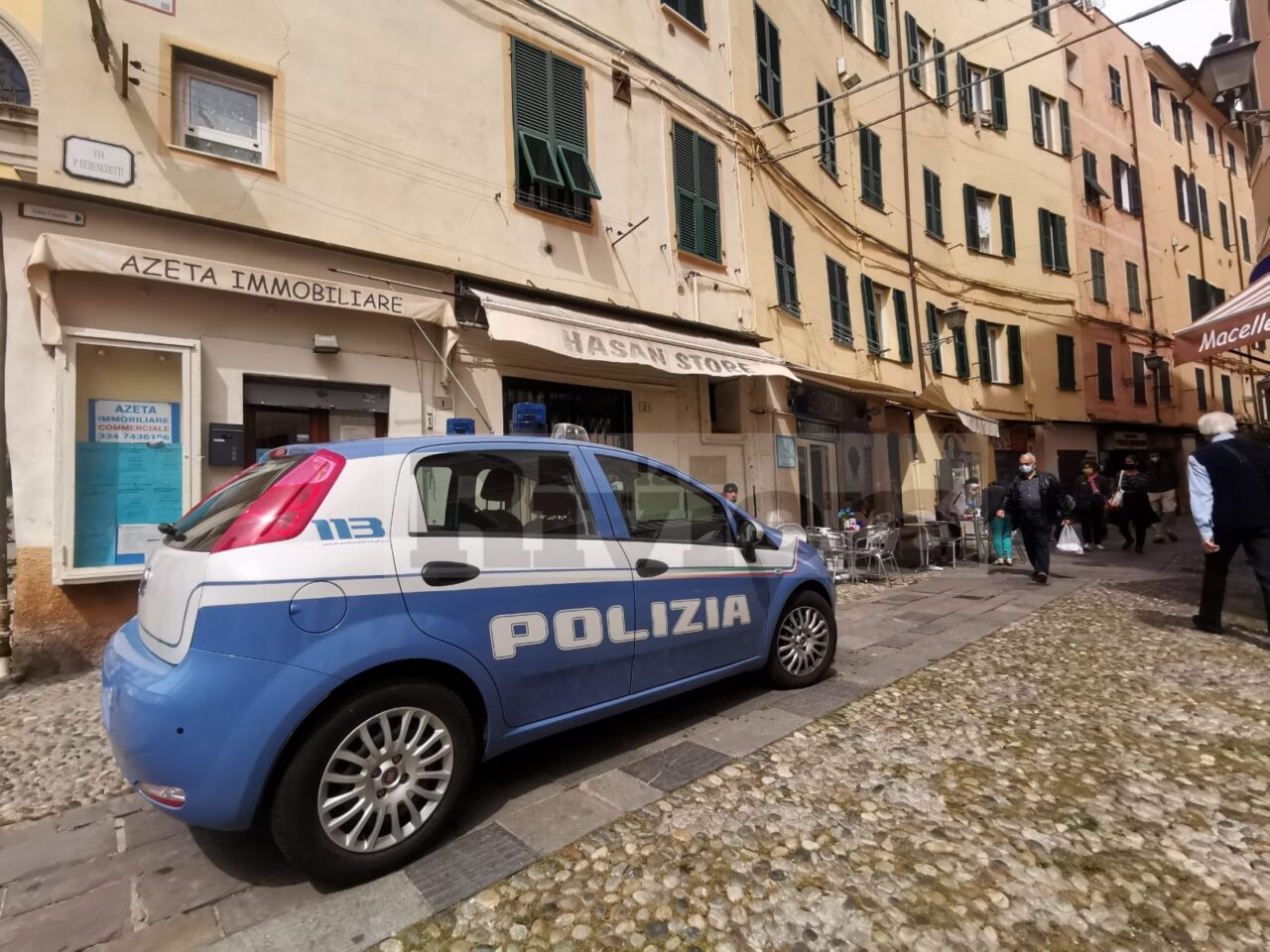 Bimbo di 20 giorni trovato  morto in casa dai genitori