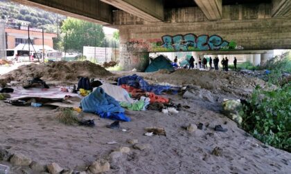 Tendopoli dei migranti sul lungo Roya, blitz della polizia a Ventimiglia