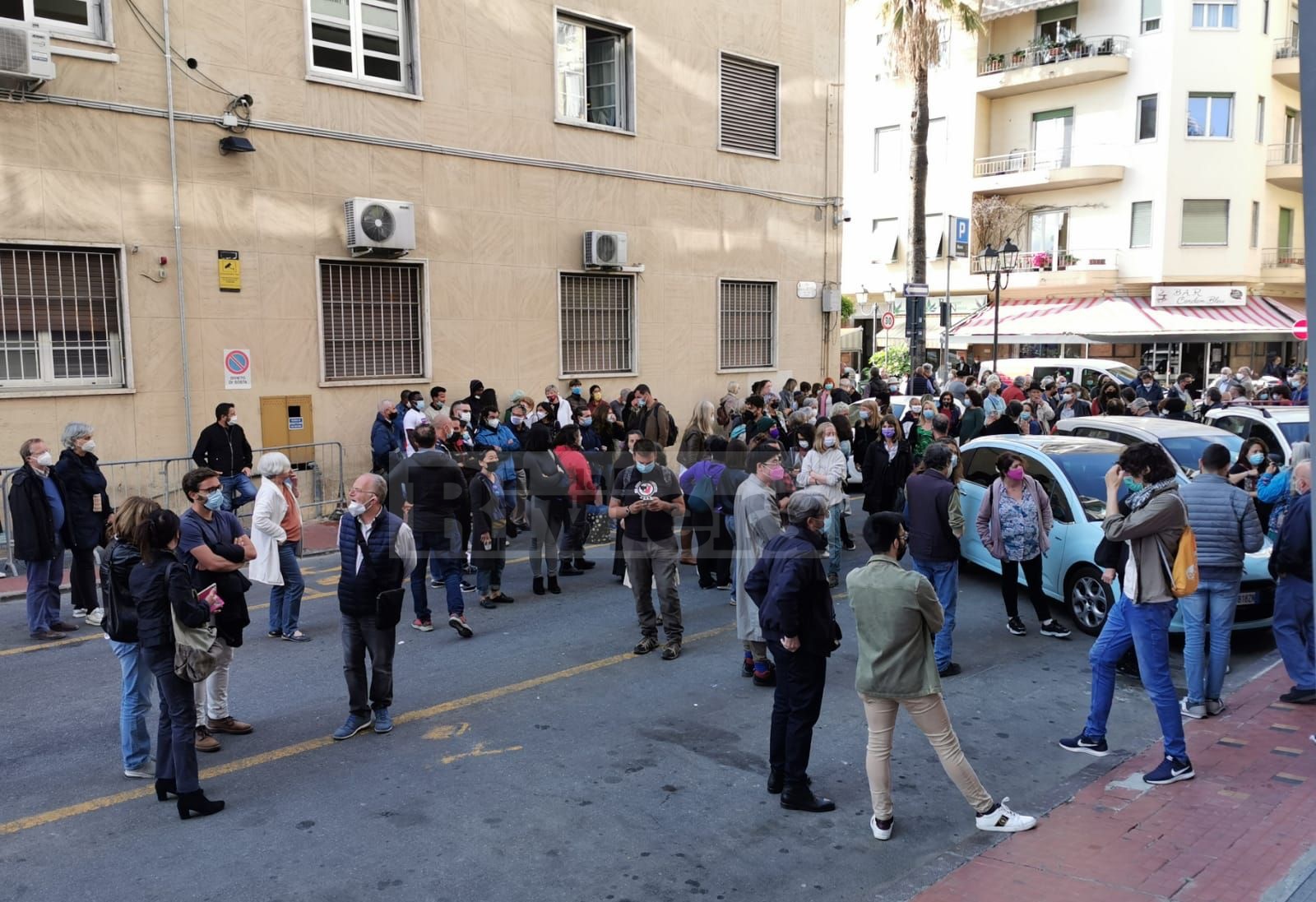 Moussa Balde flash mob migrante sprangate suicidio Cpr Torino_05