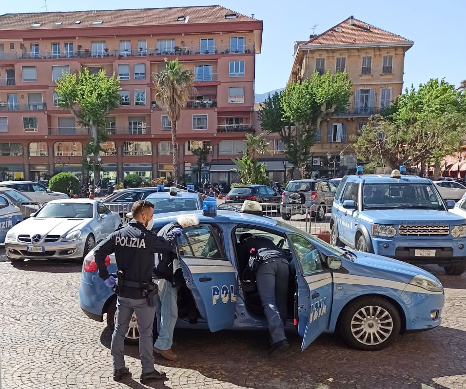 Falso dentista e presunto truffatore arrestato dalla polizia